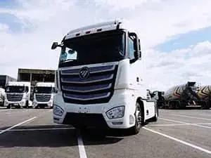 رأس تريلا كهربائي