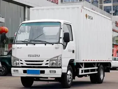 شاحنة نقل خفيف Isuzu