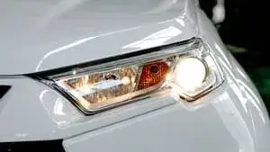 المصابيح الأمامية